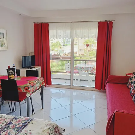 Apartamento Carla 아로나